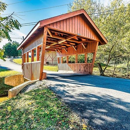 Cabin With New Hot Tub, Near Dollywood .2Bd.2Ba.Sleeps6.Bbq Севьервилл Экстерьер фото